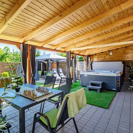 Vizirozsa Premium Villa Miskolc